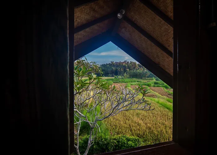Dandan Bukit Villa *